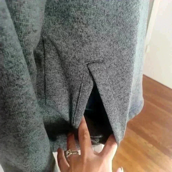 Orvis Mens Dark Gray and Black Sherpa Lined 1/4 Zip Sweater  M - Picture 9 of 16